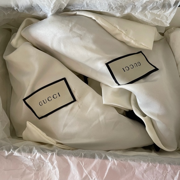 GUCCI Sylvie Pointy Toe Mary Jane Pump (Women) Size 40 Great Condition Worn Once - Picture 6 of 16